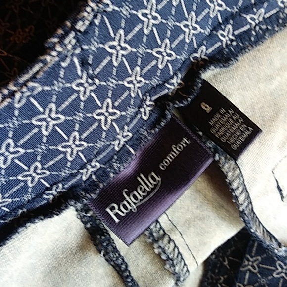 Comfort Fit Navy Blue And Tan Slim Leg Pant By Rafaella. Size 6 - Picture 5 of 17
